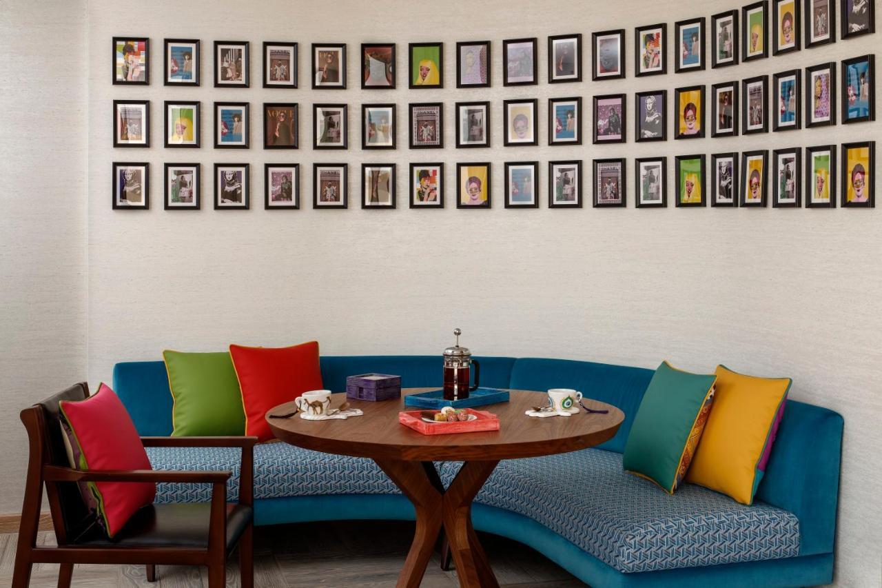 ホテル Andaz Dubai The Palm, By Hyatt エクステリア 写真 A seating area at the hotel